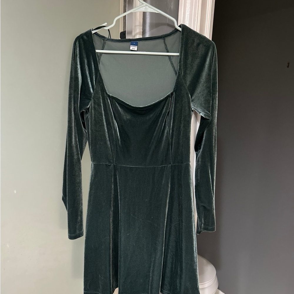 Old Navy Dark Green Velvet Long Sleeve Dress